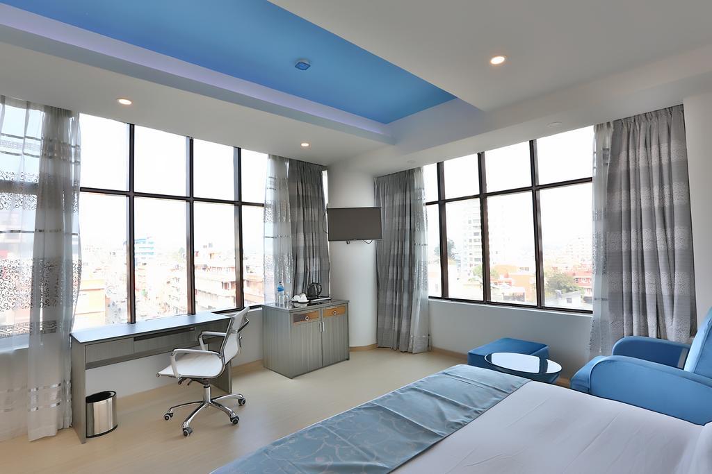 City Hotel And Suites 카트만두 외부 사진
