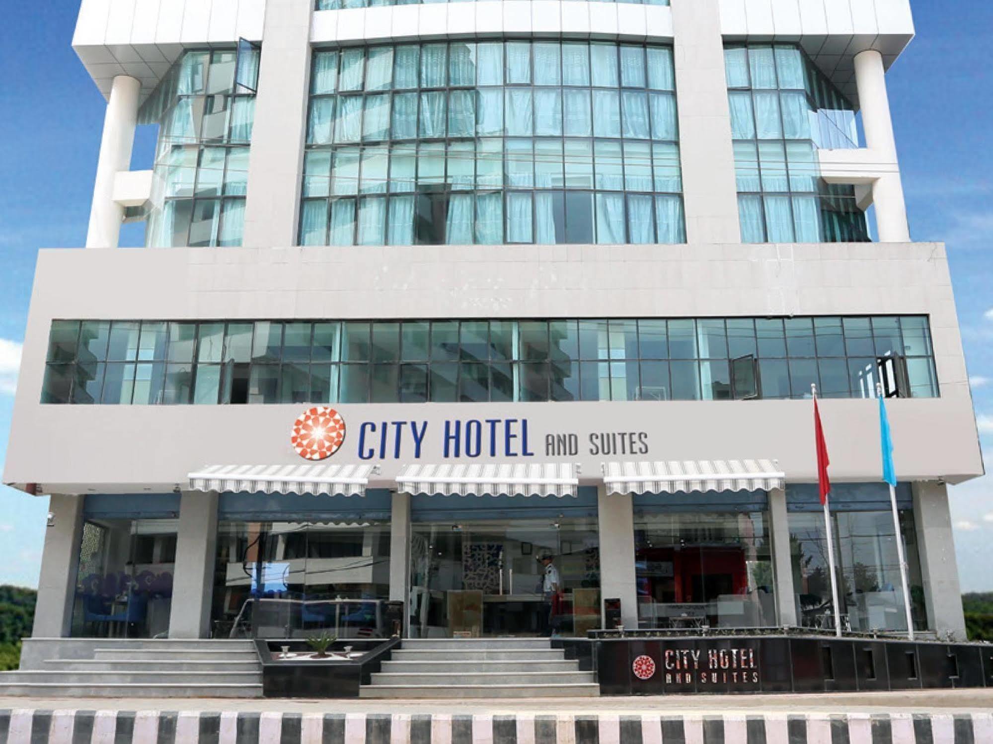 City Hotel And Suites 카트만두 외부 사진